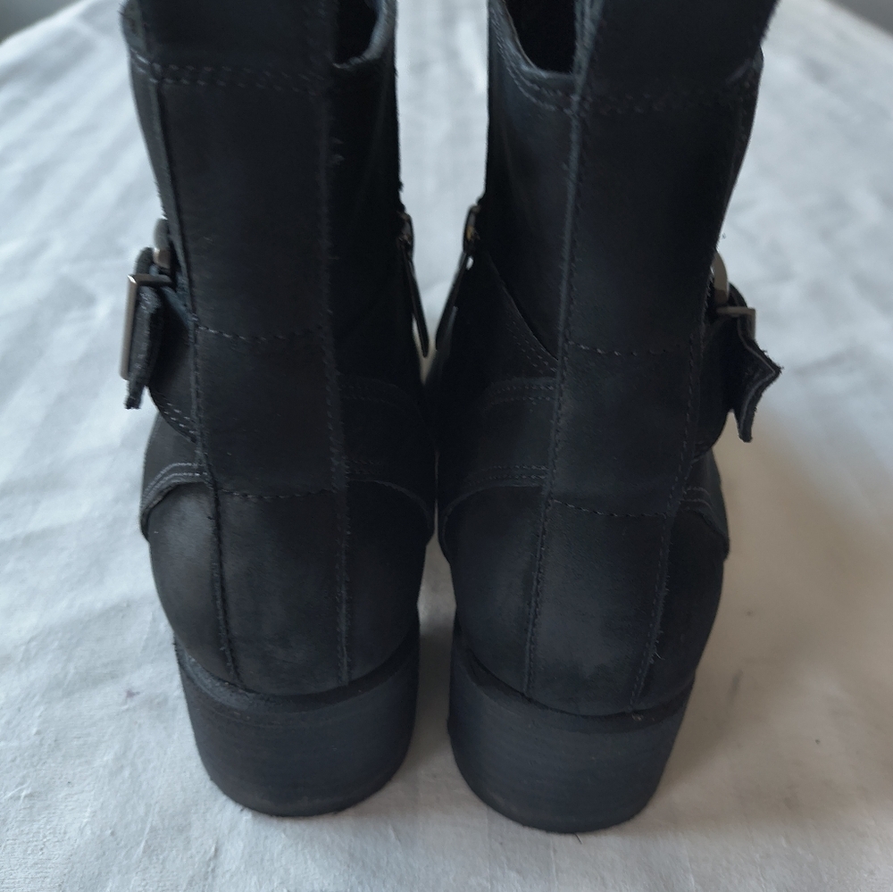 Vionic Women's Suede Black Ankle Boots Size 8.5 - Picture 10 of 10